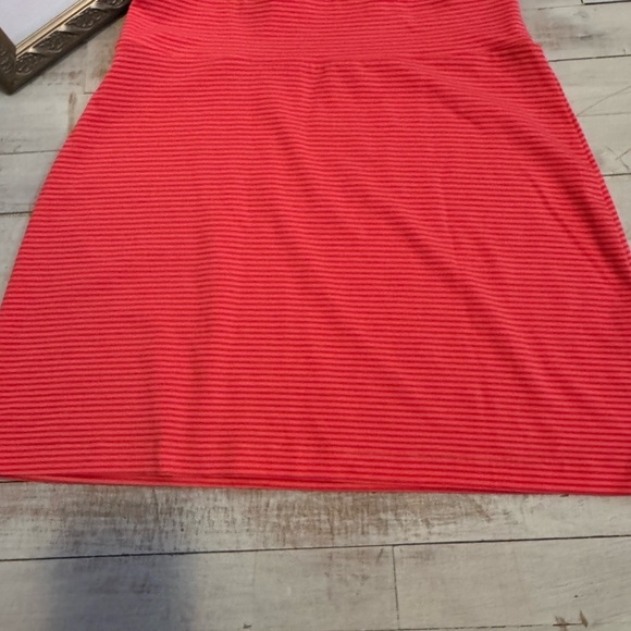 Eddie Bauer Red  & -Pink Women's Skirt - Picture 1 of 3